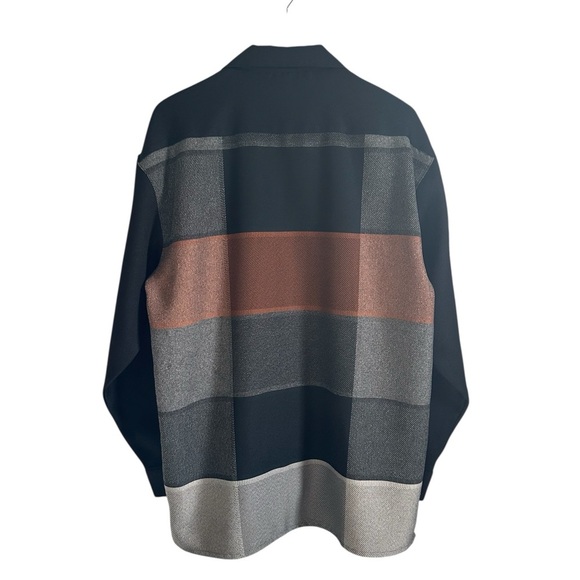 Elegant Black and Gray Plaid Men's Shirt - Picture 3 of 4